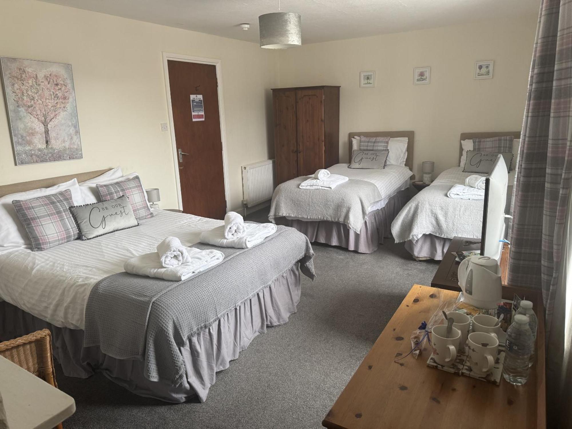 Thorverton Arms Экстерьер фото