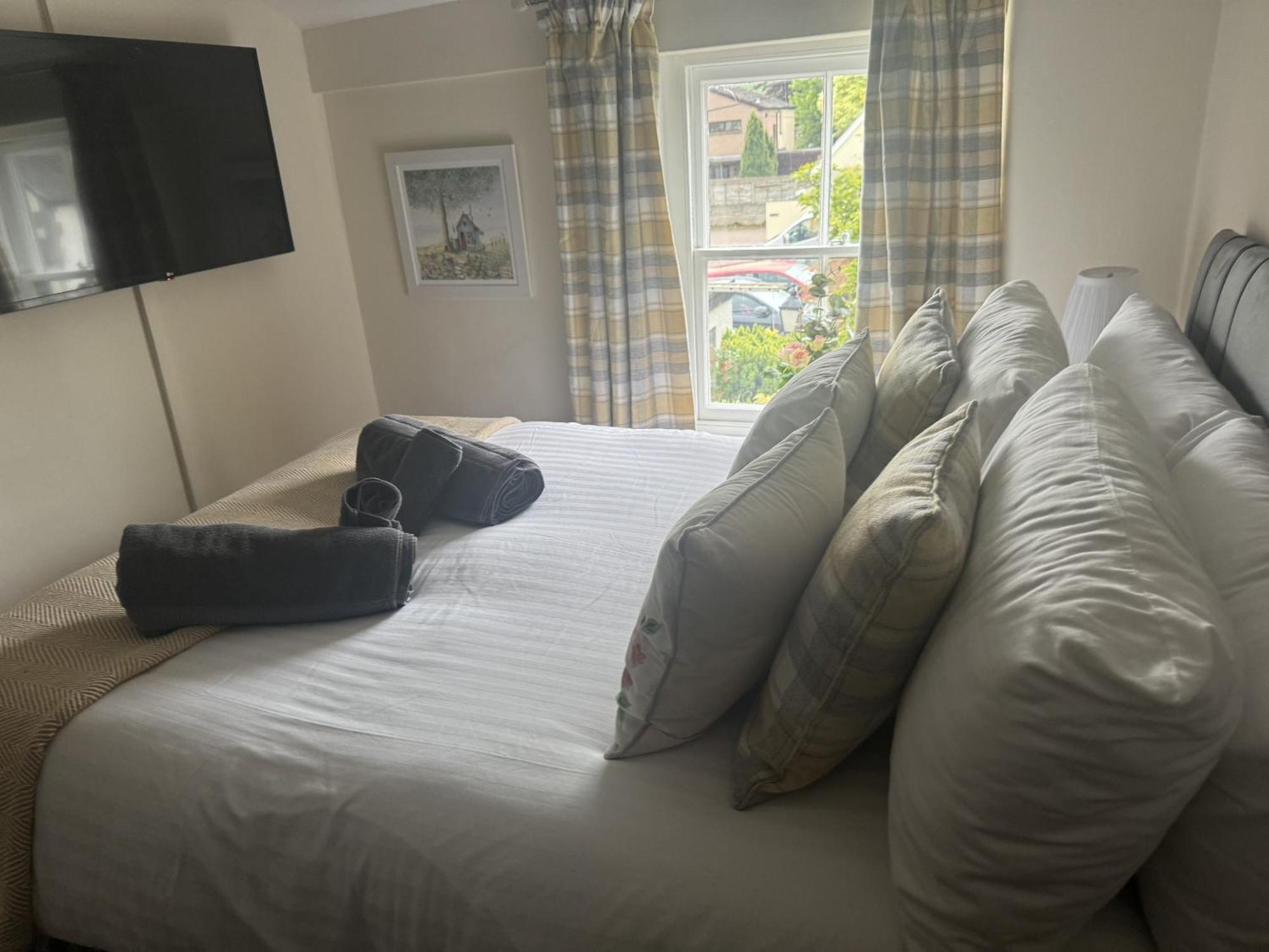 Thorverton Arms Экстерьер фото