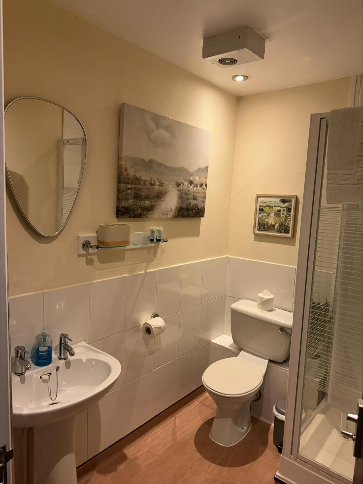 Thorverton Arms Экстерьер фото