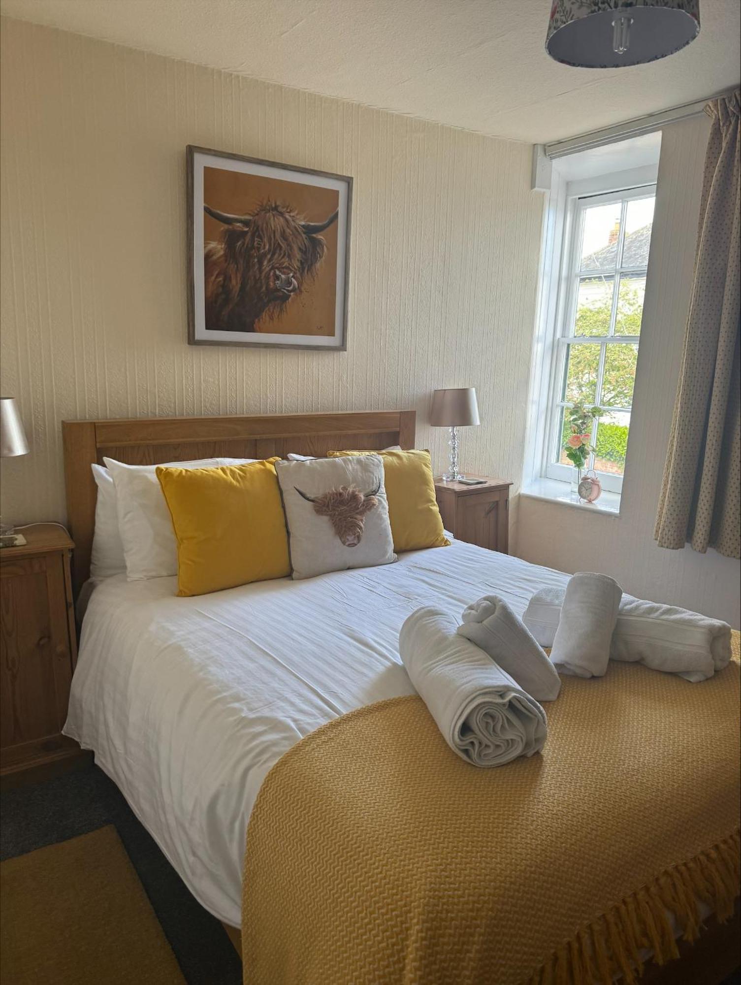 Thorverton Arms Экстерьер фото