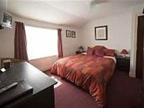 Thorverton Arms Экстерьер фото